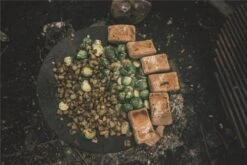 Robens Bighorn Pfanne, 3-Beinig, 48x44x23cm, Schwarz -Campingausrüstung 117350 0 9