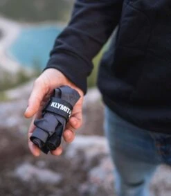 Klymit V Sitzkissen, 37x34x4cm, Grau 11 Klymit V Sitzkissen, 37x34x4cm, Grau -Campingausrüstung 94379 0 4